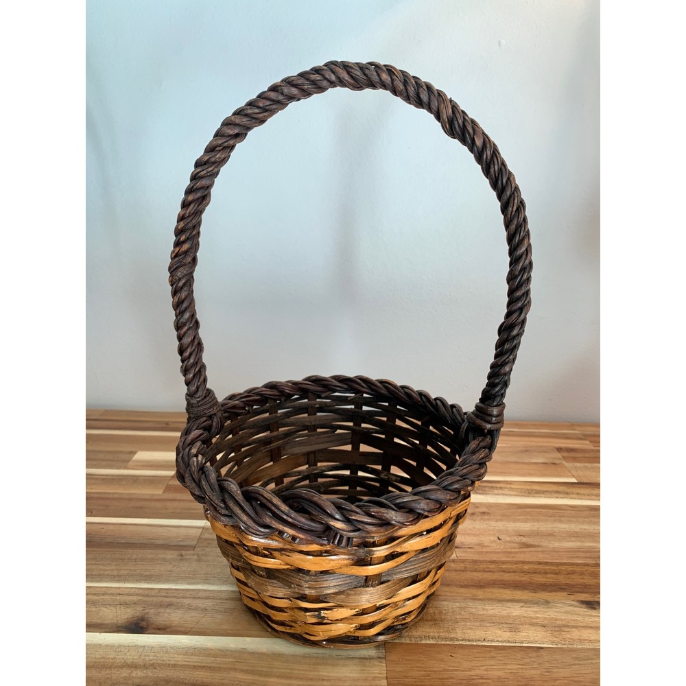 Vintage Rustic Boho Wicker Basket Two Tone Twisted Handle Farmhouse Decor